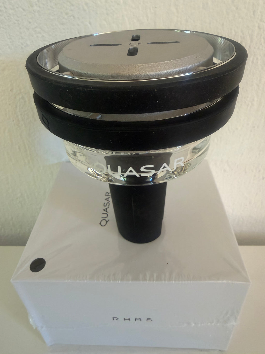 Quasar Kopf Schwarz Glasaufsatz Shisha Bowl mit Box